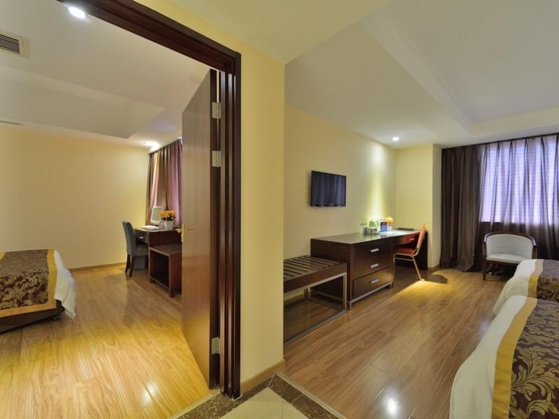 Greentree Alliance Beijing West Railway Station Zhanqian North Square Hotel Экстерьер фото